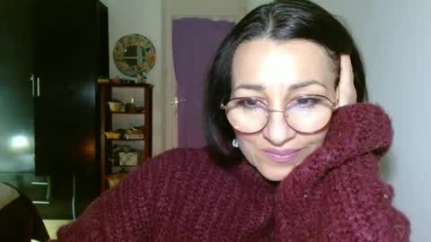 Snapshot of ginaoneon chatting on 12-26-24, 08:00 GinaONeon online show from 12-26-24, 08:00