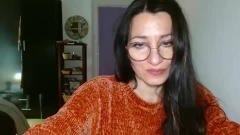 Snapshot of ginaoneon chatting on 01-02-25, 08:35 GinaONeon online show from 01-02-25, 08:35