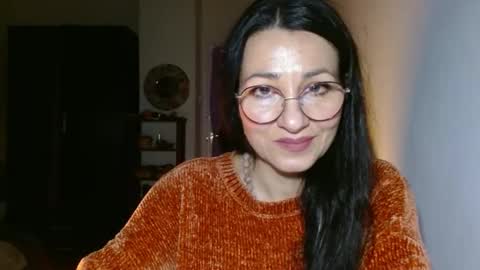 Snapshot of ginaoneon chatting on 01-04-25, 11:27 GinaONeon online show from 01-04-25, 11:27