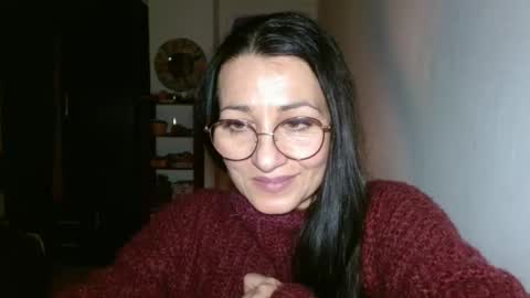 Snapshot of ginaoneon chatting on 01-06-25, 10:37 GinaONeon online show from 01-06-25, 10:37