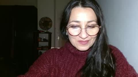 Snapshot of ginaoneon chatting on 01-12-25, 09:40 GinaONeon online show from 01-12-25, 09:40