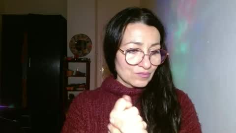 Snapshot of ginaoneon chatting on 02-05-25, 08:57 GinaONeon online show from 02-05-25, 08:57