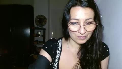 Snapshot of ginaoneon chatting on 03-03-25, 09:05 GinaONeon online show from 03-03-25, 09:05