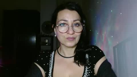 Snapshot of ginaoneon chatting on 03-04-25, 08:38 GinaONeon online show from 03-04-25, 08:38