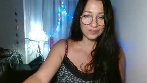 Snapshot of ginaoneon chatting on 09-30-25, 09:42 GinaONeon online show from 09-30-25, 09:42
