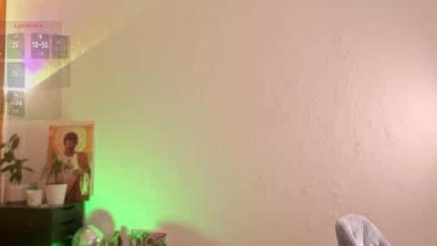 Gina online show from 05-12-26, 06:54