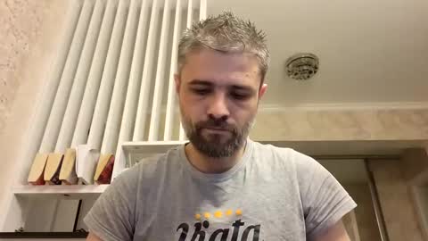 Snapshot of gindrie chatting on 02-22-25, 04:09 Gabriel online show from 02-22-25, 04:09