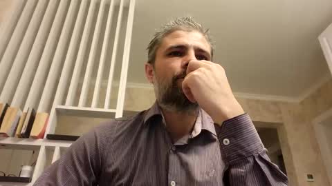 Gabriel online show from 11-27-25, 06:48