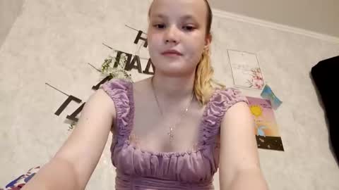 Snapshot of ginger_anna_est chatting on 05-26-26, 05:53 Ginger Anna online show from 05-26-26, 05:53