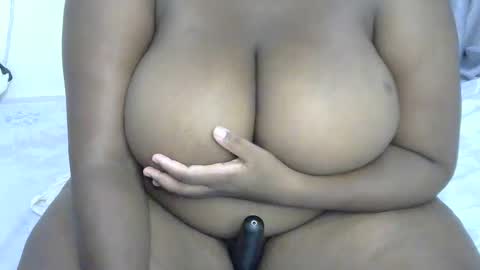 Snapshot of ginger_babes1 chatting on 10-26-25, 11:05 ginger_babes1 online show from 10-26-25, 11:05