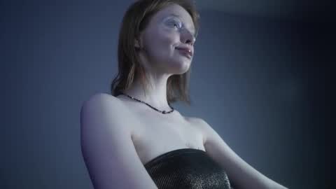        im expecting 350 thumbs up on my altar   online show from 03-05-25, 01:10