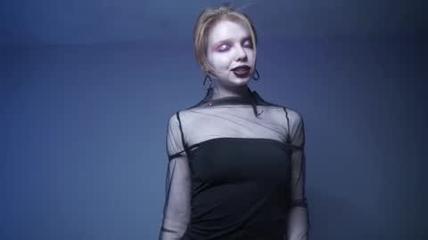        im expecting 350 thumbs up on my altar   online show from 03-07-25, 10:10