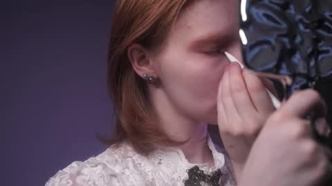        im expecting 350 thumbs up on my altar   online show from 10-05-25, 10:07