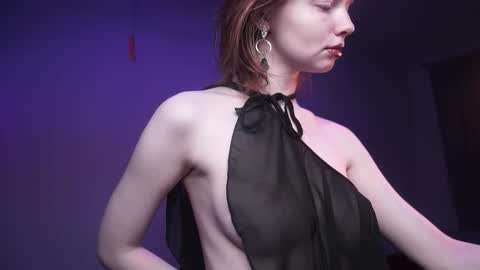        im expecting 350 thumbs up on my altar   online show from 11-14-25, 10:07