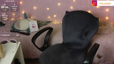 Snapshot of ginger_stay chatting on 01-11-25, 09:15 Ginger online show from 01-11-25, 09:15