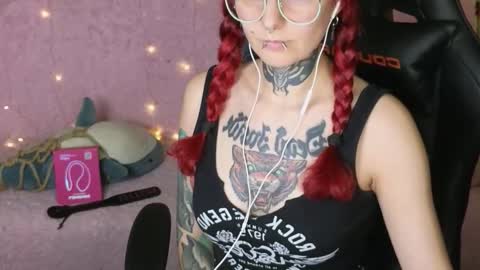 Snapshot of ginger_stay chatting on 09-13-25, 10:09 Ginger online show from 09-13-25, 10:09
