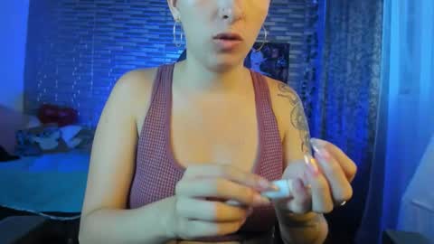 Snapshot of ginger_sweetty chatting on 05-23-26, 10:58 Ginger online show from 05-23-26, 10:58