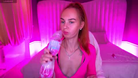 GinegerGazee online show from 11-11-25, 07:41