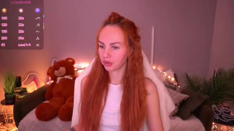Snapshot of gingergazee chatting on 02-24-26, 06:33 GinegerGazee online show from 02-24-26, 06:33