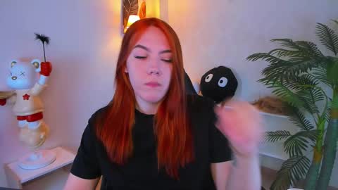 gingerr_pie online show from 10-23-25, 07:23