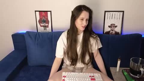 Ginnyg  online show from 01-22-25, 05:59