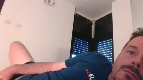 Snapshot of gio_021 chatting on 09-21-25, 03:57 gio_021 online show from 09-21-25, 03:57