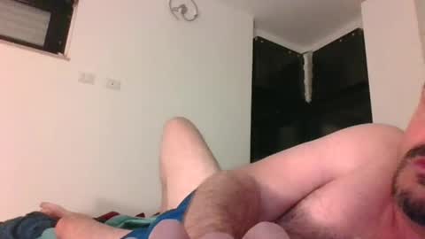 Snapshot of gio_021 chatting on 10-20-25, 05:02 gio_021 online show from 10-20-25, 05:02