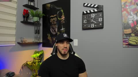 Snapshot of giorgio_leone2 chatting on 01-09-25, 11:13 Giorgio leone online show from 01-09-25, 11:13