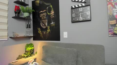 Snapshot of giorgio_leone2 chatting on 02-19-25, 02:33 Giorgio leone online show from 02-19-25, 02:33