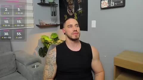 Snapshot of giorgio_leone2 chatting on 10-01-25, 01:22 Giorgio leone online show from 10-01-25, 01:22