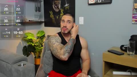 Snapshot of giorgio_leone2 chatting on 11-08-25, 10:19 Giorgio leone online show from 11-08-25, 10:19