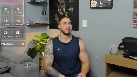 Snapshot of giorgio_leone2 chatting on 11-28-25, 07:05 Giorgio leone online show from 11-28-25, 07:05