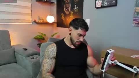 Snapshot of giorgio_leone2 chatting on 06-20-26, 02:36 Giorgio leone online show from 06-20-26, 02:36