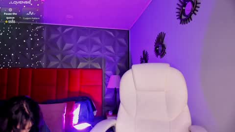 Giovanna  online show from 01-28-25, 08:14