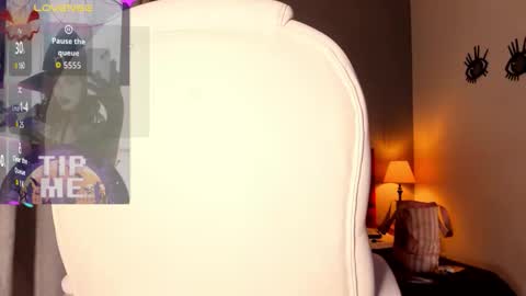 Giovanna  online show from 11-02-25, 07:22