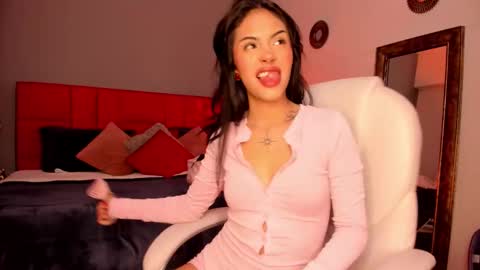 Snapshot of giovanna_oliveira chatting on 02-06-26, 04:50 Giovanna online show from 02-06-26, 04:50