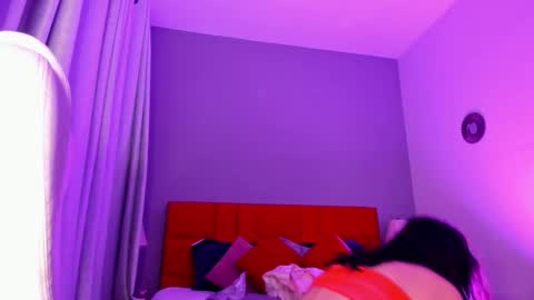 Snapshot of giovanna_oliveira chatting on 02-22-26, 04:35 Giovanna online show from 02-22-26, 04:35