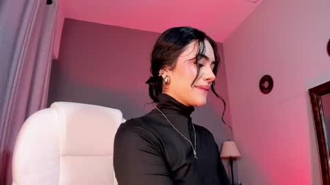 Snapshot of giovanna_oliveira chatting on 03-05-26, 05:03 Giovanna online show from 03-05-26, 05:03