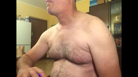 giovanni_1964 online show from 06-04-26, 12:38