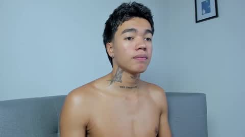 Snapshot of giraldo_giraldo chatting on 01-17-25, 03:11 Giraldo online show from 01-17-25, 03:11