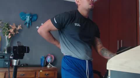 piggy boy online show from 12-07-24, 02:46