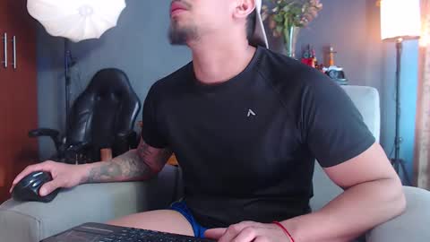 piggy boy online show from 11-05-25, 09:15