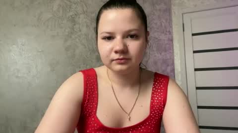 Snapshot of girl_cute07 chatting on 06-21-26, 05:26 girl_cute07 online show from 06-21-26, 05:26