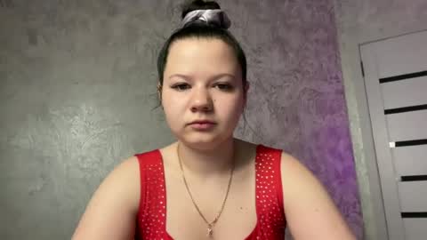 Snapshot of girl_cute07 chatting on 07-04-26, 07:20 girl_cute07 online show from 07-04-26, 07:20