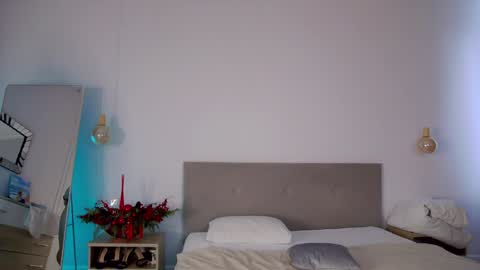 Snapshot of girl_next_door19 chatting on 01-16-25, 08:00 Sabi ------ online show from 01-16-25, 08:00