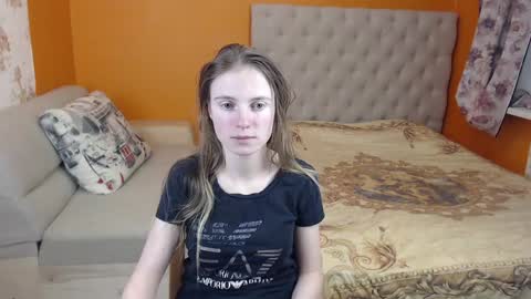 Katia online show from 01-25-25, 02:47