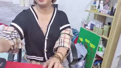 girlhanoi online show from 10-02-25, 07:21