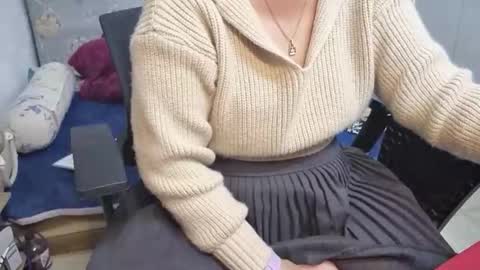 Snapshot of girlhanoi chatting on 12-01-25, 01:43 girlhanoi online show from 12-01-25, 01:43