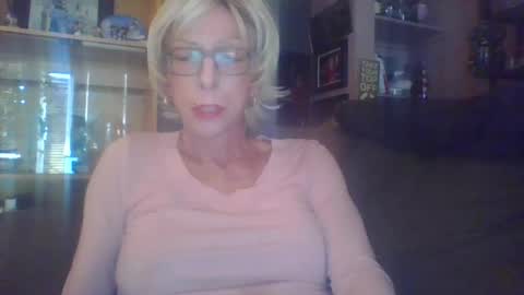 Girlinrock online show from 05-17-26, 12:41