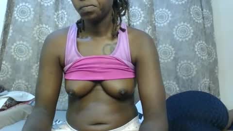 Snapshot of girlnextdoor60 chatting on 10-20-25, 06:52 Sexy online show from 10-20-25, 06:52